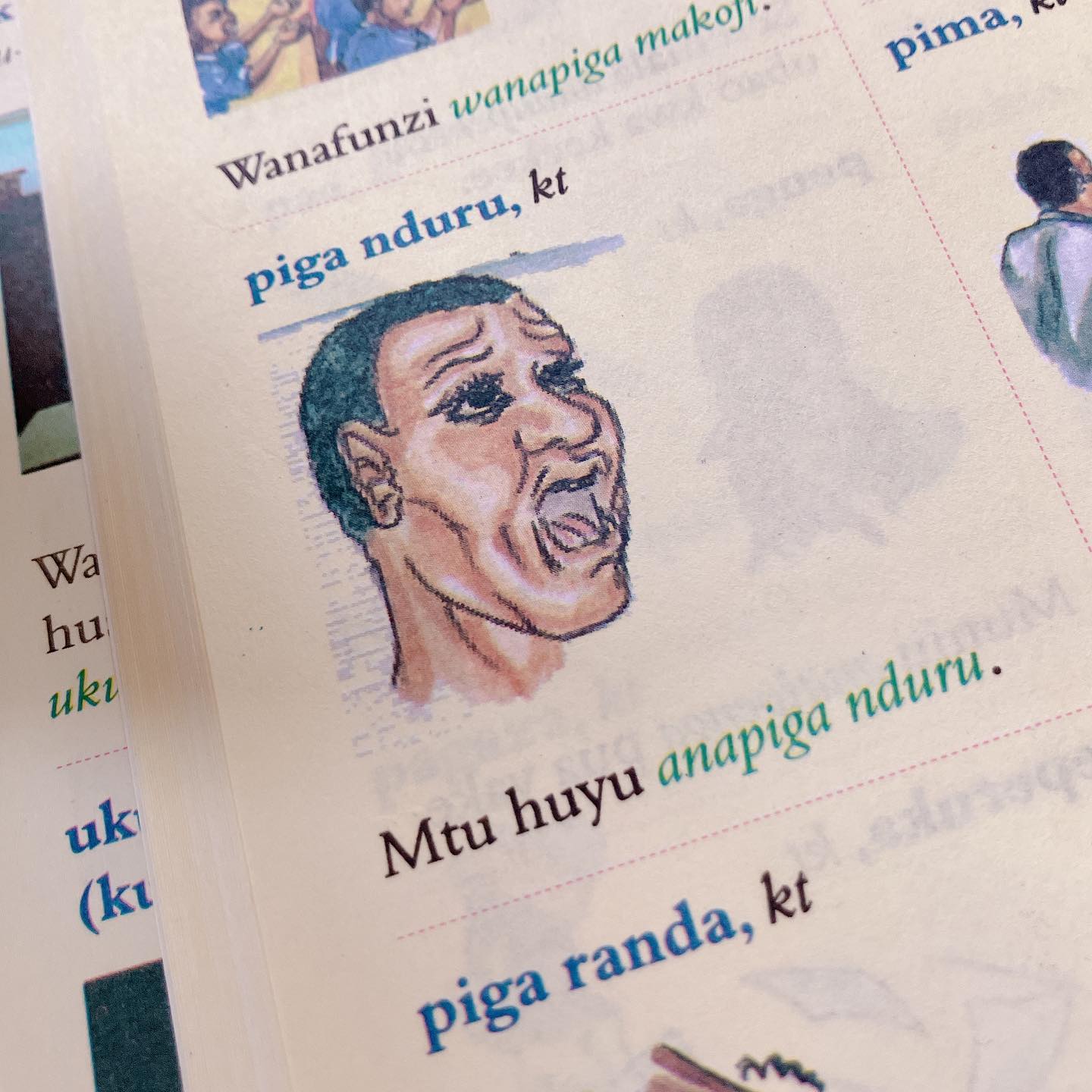 久しぶりにスワヒリ語の教科書広げてみたら、、、page-visual 久しぶりにスワヒリ語の教科書広げてみたら、、、ビジュアル