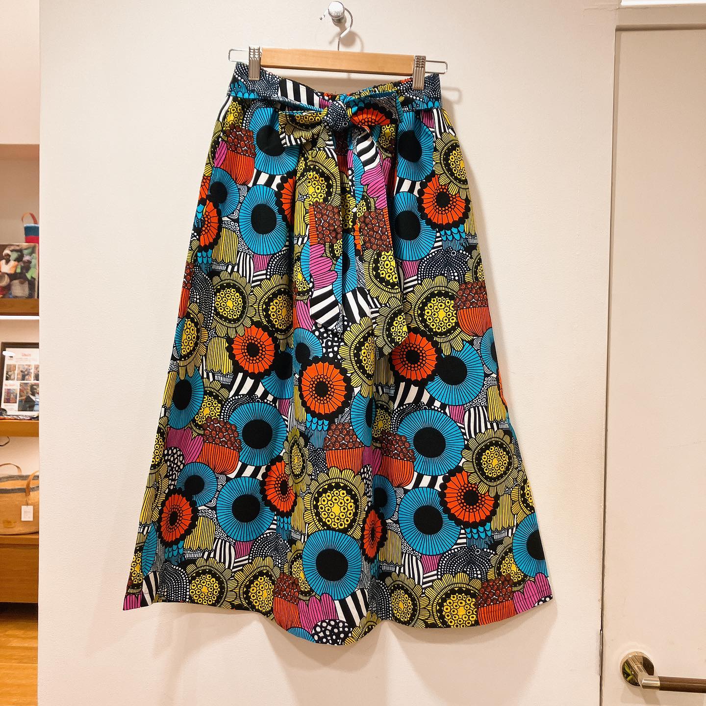 アフリカ布スカートパンツ販売していきます!page-visual アフリカ布スカートパンツ販売していきます!ビジュアル